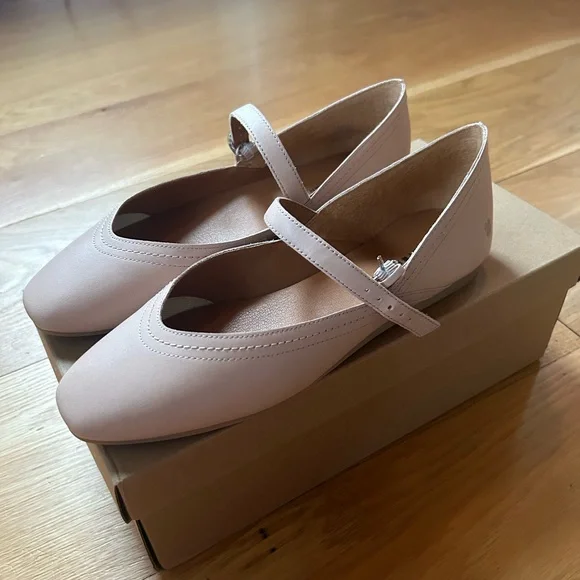 Lucky Brand | Alba Jane | Pink Flats Size 8.5 - Picture 4 of 7